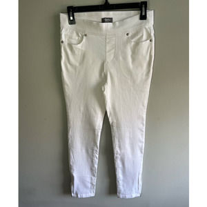 Martha Stewart White Jeans Stretch Waist band and pockets Size 6P Skinny